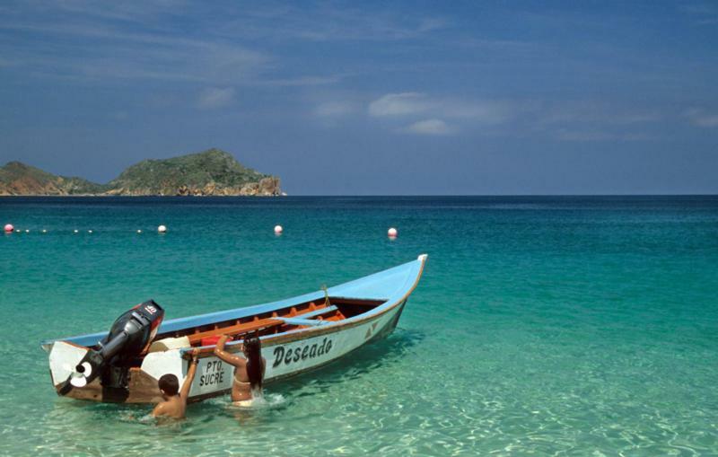 Hotel Cristina Suites Puerto La Cruz 外观 照片