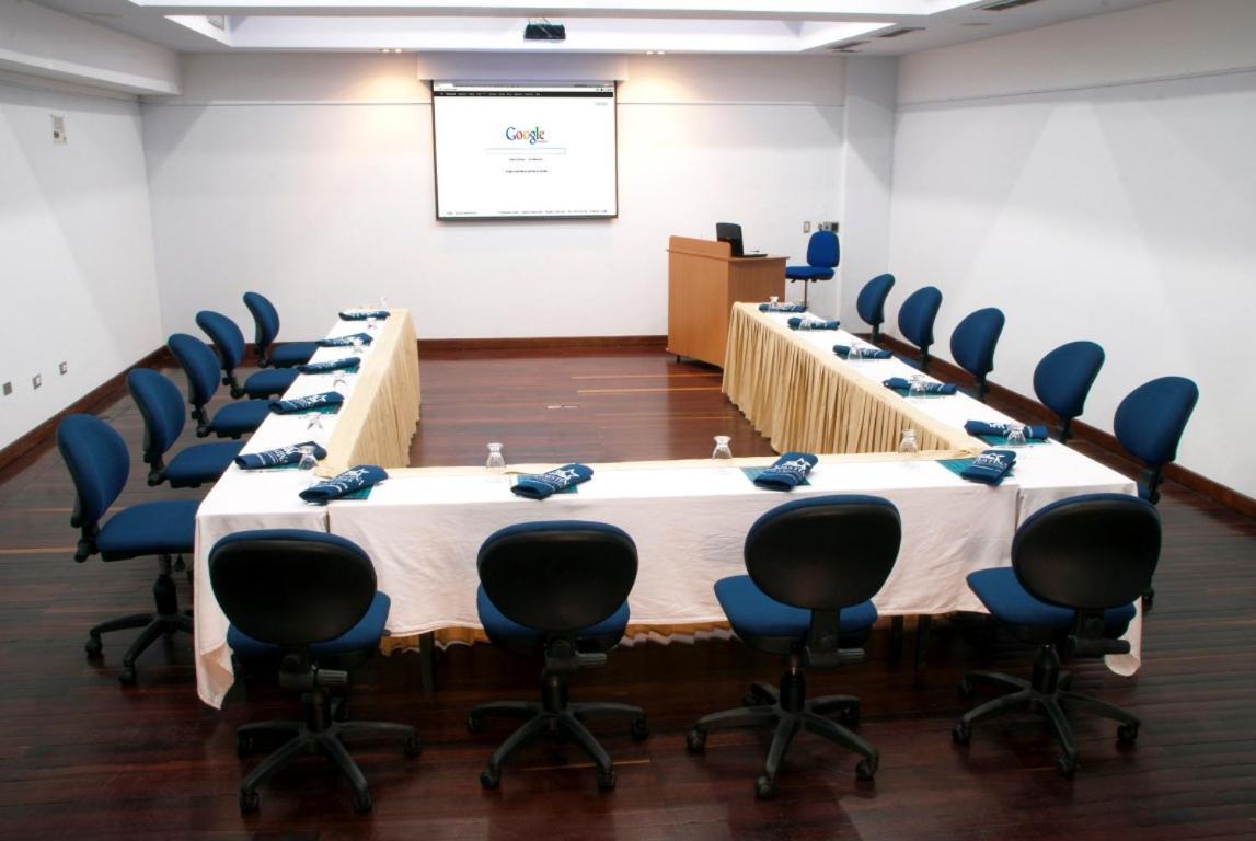 Hotel Cristina Suites Puerto La Cruz 外观 照片